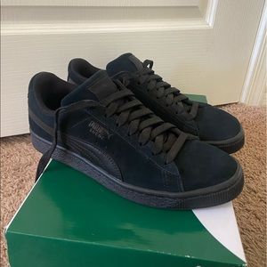 Puma suede women’s sneakers